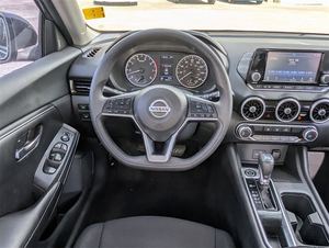 2020 Nissan Sentra S AWD Turbo R18 Tejido oscuro Listo para enviar - Product Image 4