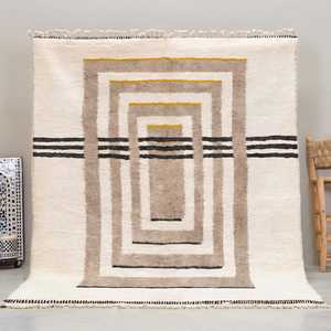 Hermosa alfombra marroquí vintage moderna hecha a mano, Alfombra de lana de diseño antiguo para uso doméstico y de oración - Product Image 1