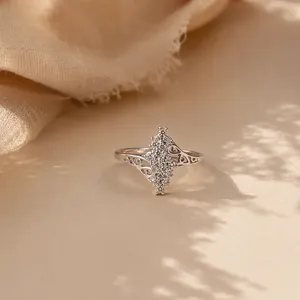 <b>Vintage</b> <b>Gold</b>-Plated Princess Cut Cluster <b>Ring</b> - Product Image 2