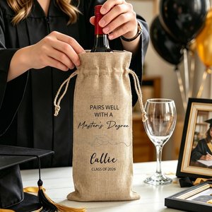 Sac à vin personnalisé à motif ligne simple pour les diplômés de Master et de PhD, avec nom et année sur le chapeau de remise de diplôme, cadeau idéal pour la fête de remise de diplôme - Product Image 4