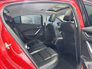 สภาพดีเยี่ยม สำหรับรถยนต์มาสด้า 2017 Mazda6 Atenza 2.0 Skyactiv Luxury Edition เกียร์อัตโนมัติ พร้อมส่ง - Product Image 5