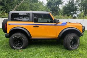 FORD BRONCO BLACK DIAMOND 2022 USADO, Volante a la Izquierda/Derecha - Product Image 4