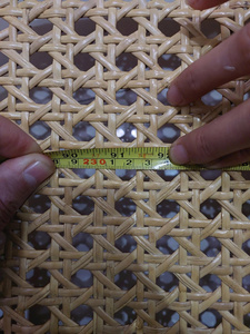 Rollo de Mimbre Sintético de Plástico de Primera Calidad, Material de Mimbre Tejido, Color Blanco/Beige, Grado 200 cm de Longitud, para Fabricantes de Muebles, Exportación - Product Image 2
