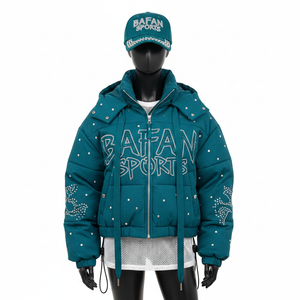 Veste matelassée de luxe pour femmes, tissu en polyester de haute qualité, panneaux matelassés turquoise, strass thermocollés, logo personnalisé, veste matelassée pour femmes - Product Image 6
