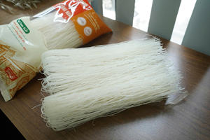 ผู้จัดจำหน่ายวุ้นเส้นข้าวแบบขายส่ง คุณภาพสูง วุ้นเส้นข้าวเวียดนามแท้ 100% รับผลิตแบบ OEM/ODM อายุการเก็บรักษา 24 เดือน - Product Image 6