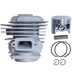 Cilindro e Pistone per Motore Oleomac Om956, Nuovo Braccio Oscillante per Uso Agricolo, Parti del Motore - Product Image 1
