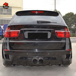 Kit Carrozzeria Completo Stile H in Offerta Speciale per <span class=keywords><strong>BMW</strong></span> Serie <span class=keywords><strong>X6</strong></span> <span class=keywords><strong>E71</strong></span> con Paraurti Anteriore e Posteriore, Minigonne Laterali e Parafanghi - Product Image 4