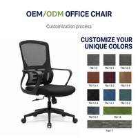 Chaise de bureau en maille noire haut de gamme, moderne, confortable, ergonomique, pivotante, pour réunions, conçue par un fabricant OEM