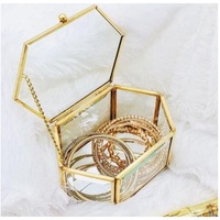 Boîte à bijoux hexagonale en verre de qualité supérieure au design moderne, cadre métallique finition or, fond miroir, organisateur de rangement décoratif