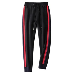 ชุดวอร์มลำลองลายทางด้านข้างสำหรับผู้ชาย - Product Image 4