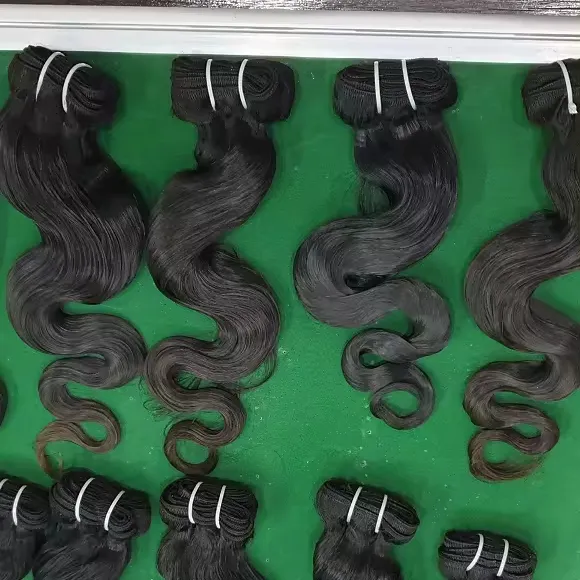 Bundel rambut Virgin lurus kutikula India, ekstensi rambut manusia 32 inci vendor rambut mentah Virgin India mentah 100%