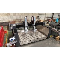 Máquina de Grabado CNC de Doble Cabezal y 4 Ejes con Giro de 180° °   Ejes Rotatorios