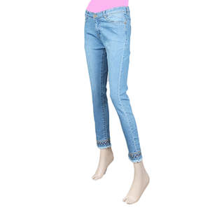 Pantalon en jean pour femme avec broderie - Bleu clair - Product Image 3