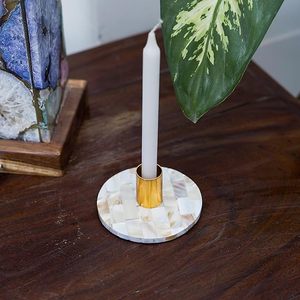 Elegante iluminación de madreperla, decoración única para el hogar, soporte de vela de té de madera con tarro de hormigón para ocasiones navideñas - Product Image 5