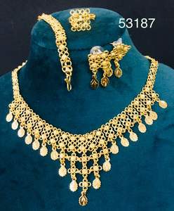 Conjunto de Joyería Étnica Nupcial Chapada en Oro Tradicional Modelo 23167 Collar con Colgante de Motivo Triangular Gargantillas de Moda - Product Image 5