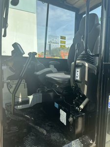 รถขุดไฮดรอลิกขนาดเล็ก 7 ตัน รุ่น 306E2 มือสองคุณภาพสูง พร้อมมอเตอร์ เครื่องยนต์ และปั๊ม ราคาถูก ลดราคาพิเศษ - Product Image 5