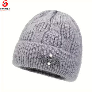 หมวกบีนนี่ไหมพรมบุขนหนานุ่มสำหรับผู้ชาย พิมพ์โลโก้ได้ เหมาะสำหรับฤดูหนาว กิจกรรมกลางแจ้ง และกีฬาชายหาด - Product Image 3
