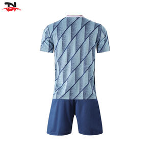 Camiseta de Fútbol OEM de la Mejor Calidad, Nombre Personalizado, Uniforme de Equipo, Manga Corta, Secado Rápido, Transpirable, Fabricada en Pakistán, Stock Disponible - Product Image 2