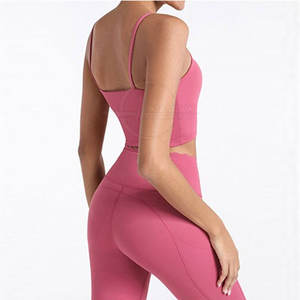 Prix de gros Ensemble de yoga Ensemble de yoga de gymnastique disponible en stock Ensemble de yoga au design personnalisé Séchage rapide sur mesure - Product Image 5