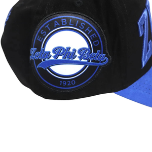 หมวกแก๊ปทรง Snapback สีดำและสีน้ำเงิน Royal Blue ของ Zeta สำหรับผู้หญิง หมวกแก๊ปทรงแบนปรับได้ ปักลายพรีเมียม สำหรับชมรมนักศึกษาหญิงกรีก - Product Image 4