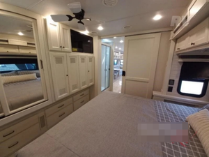 NUEVO Autocaravana T-I-F-F-I-N RV A-L-L-E--G-R-O BAY 38AB 2026 DISPONIBLE PARA LA VENTA - Product Image 3