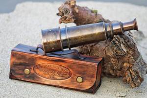 Telescopio de trabajo de latón personalizado Vintage hecho a mano náutico personalizado grabado Spyglass regalo de aniversario regalo hecho a mano - Product Image 3