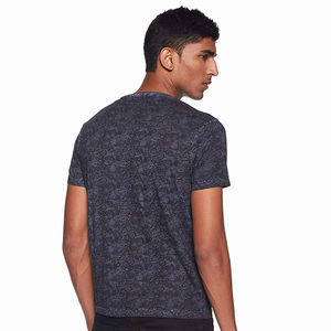 2025 T-shirts pour hommes à la mode de qualité supérieure en polyester partout T-shirt de sublimation pour hommes - Product Image 2