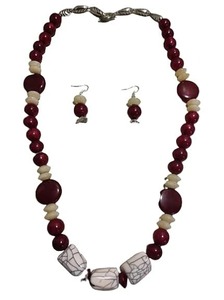 Collar de resina de diseño Vintage moderno para mujer, nueva cadena de cuerda de moda, joyería para ropa de fiesta de boda disponible para la venta - Product Image 3