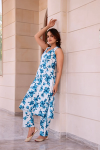 Ensemble coordonné en coton sans manches Blue Lily, col halterneck fait main, imprimé floral, kurta et pantalon, coupe régulière, ensemble coordonné en pur coton - Product Image 2