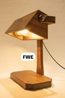 Lampe de table en bois d'acacia au design industriel de luxe, polie et personnalisée, lampe de nuit unique pour salon, Uttar Pradesh