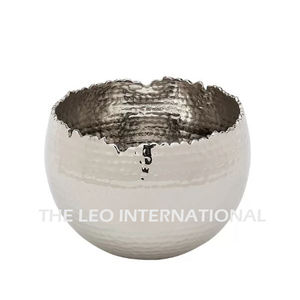 Bol décoratif en forme de feuille de fleur plaqué or en métal aluminium nouveauté bol de forme moderne fantaisie - Product Image 5