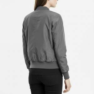 Chaqueta Bomber Clásica y Cómoda con Bordado Personalizado, Chaqueta Bomber Gris Unisex para Mujer, Chaqueta Ligera de Primavera - Product Image 2