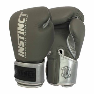 Gants de boxe Muay Thai Rock Star unisexes en cuir véritable avec logo personnalisé, imperméables, pour l'entraînement, vente en gros, pas chers, avec poignées ergonomiques - Product Image 1