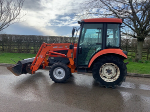 Mini tracteur KIOTI EX35 KL4030C HST d'occasion de 50 CV avec auvent - Product Image 2