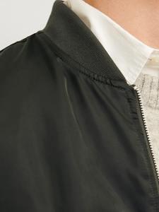 Veste bomber imperméable unisexe surdimensionnée pour l'hiver, nouvelle collection, vente chaude, design de logo personnalisé de haute qualité - Product Image 5