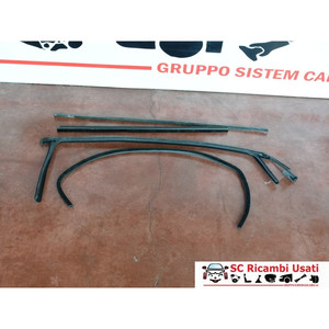 Guarnizione Finestrino Anteriore ABARTH 500 Fiat (07>) - Product Image 2