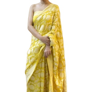 Dernières Tenues de Soirée de Mariage pour Femmes en Georgette Broderie de Soie Sari avec Blouse Ethnique - Product Image 1