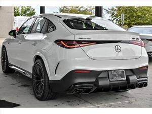 Clean Certified 2025 Blanco Mercedes-Benzz AMG GLC 63 S E Performance 4MATIC Coupe - Product Image 5