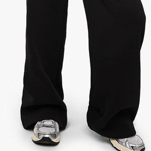 Conjunto Deportivo para Mujer con Cuello, Puños y Dobladillo Acanalados, Pantalones Anchos para un Ajuste Cómodo y Relajado, Diseño de Color Sólido con Logotipo Personalizado - Product Image 4