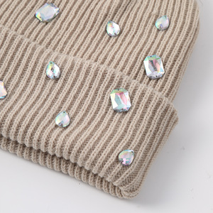 Gorro de Punto Grueso y Cálido de Invierno Personalizado, Color Sólido, para Mujer, de Acrílico Acanalado, con Puño y Pedrería - Product Image 2