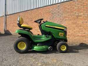Nuevo Tractor Cortacésped John Deere X350/X758 4X4 Diésel Económico en Venta con Plataforma de Corte de 54 Pulgadas, Tractor de Jardín de Alta Calidad Serie Signature para Granjas - Product Image 6