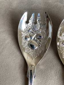 Serveur de salade d'argenterie d'acier inoxydable de bonne qualité avec les poignées perlées de concepteur pour l'hôtel de ménage et la station de vacances - Product Image 4