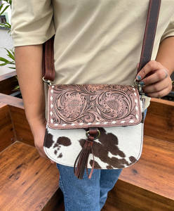 Bolso cruzado de cuero real para mujer, bolso con borlas de cuero de vaca para el pelo occidental, bolsos con patrón Floral en relieve - Product Image 2