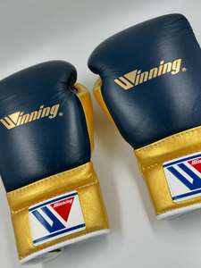 Fabrication de gants de boxe à lacets sur mesure de haute qualité, design OEM, dorés, fabriqués en cuir véritable, gants de sparring. - Product Image 5