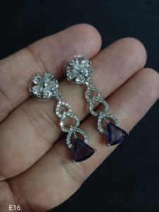 Dernier concepteur exclusif indien léger avec boucle d'oreille en diamant américain femmes pour la fête à la mode des femmes - Product Image 2