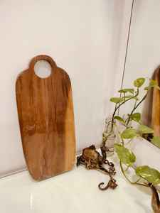 Planche à découper en bois de qualité supérieure classique 16*7*0.5 pouces Fruits et légumes à découper/plateau de service - Product Image 1