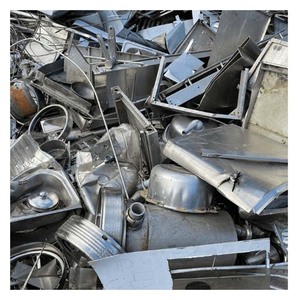 Chatarra de acero inoxidable de fusión pesada HMS de grado para uso en hornos de alta temperatura en plantas de acero Tipo de operaciones de fusión Barco - Product Image 6