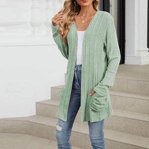 Suéter Cárdigan de Diseño Atemporal y Uso Cómodo con Tejido Resistente y Interior Acogedor - Product Image 6