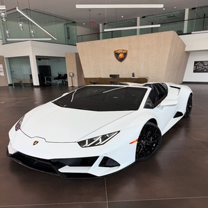 Lamborghini Huracán EVO Spyder 2023 de Alta Velocidad - Product Image 1