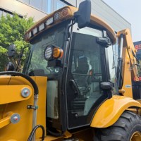 Chargeuse-pelleteuse RongGong RG-388 à commande hydraulique intégrale, fabricant professionnel OEM ODM pour les travaux d'ingénierie municipale